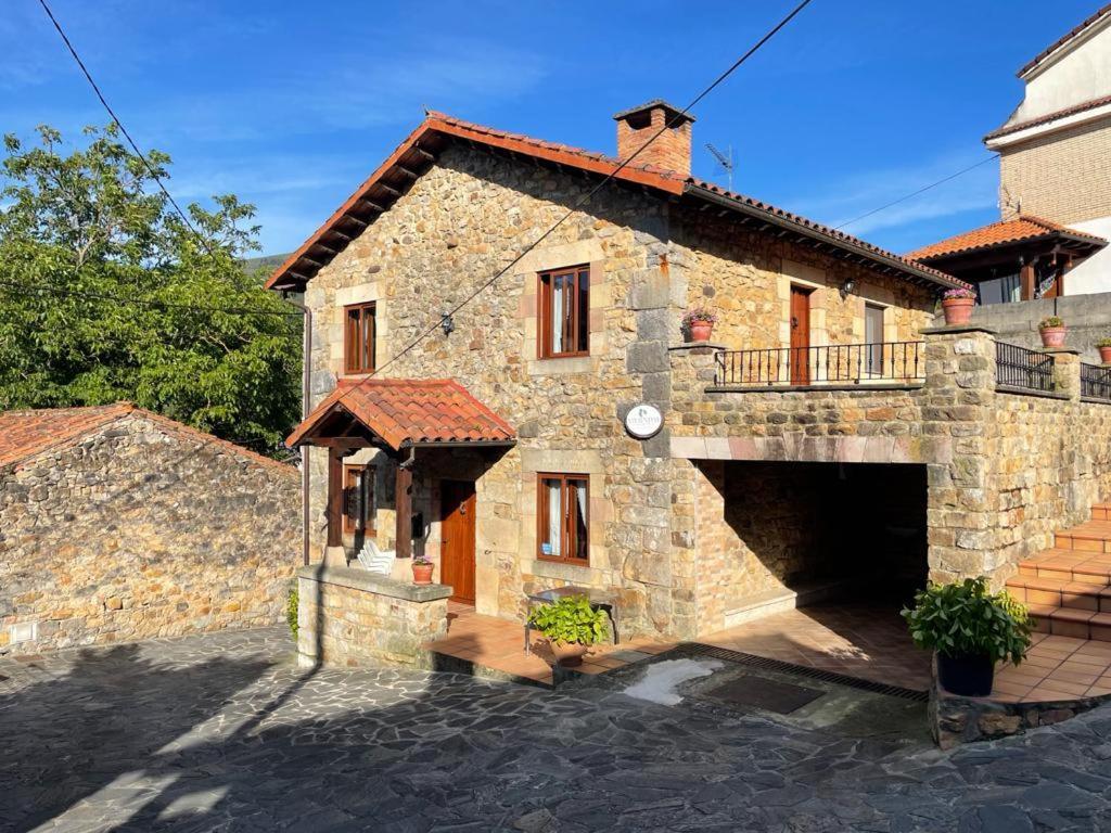 Apartamentos Rurales La Casa Vieja De Alceda Eksteriør billede