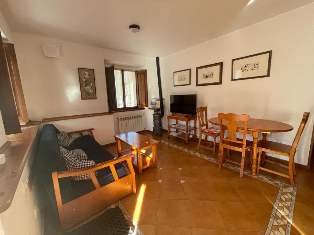 Apartamentos Rurales La Casa Vieja De Alceda Eksteriør billede