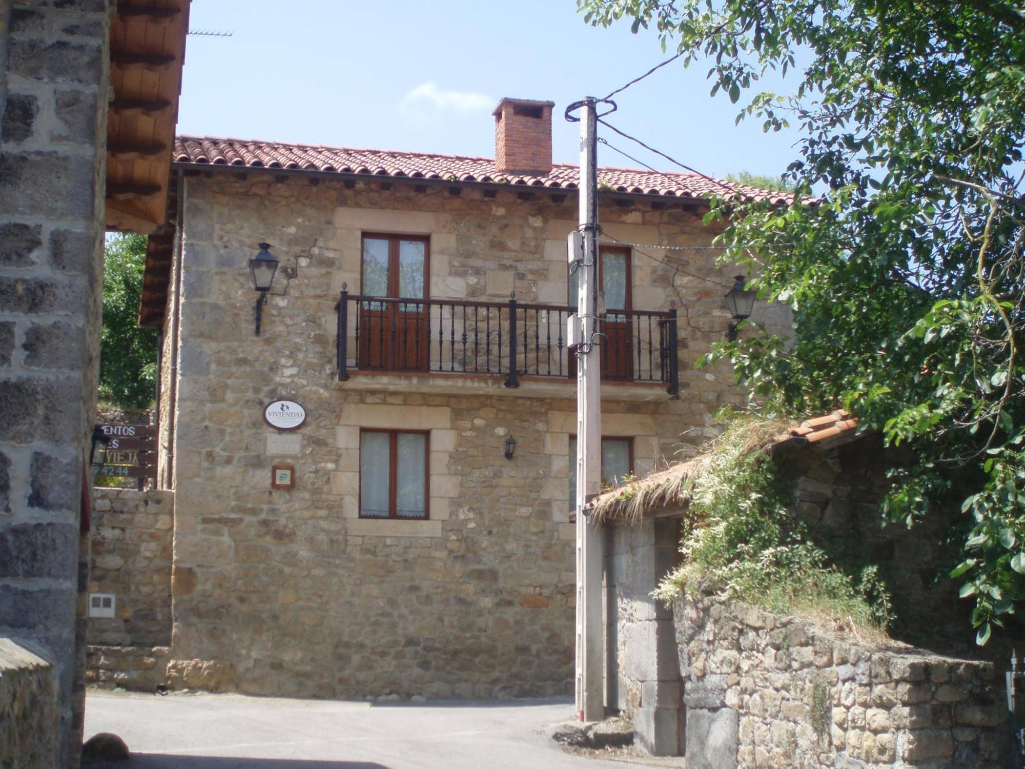 Apartamentos Rurales La Casa Vieja De Alceda Eksteriør billede