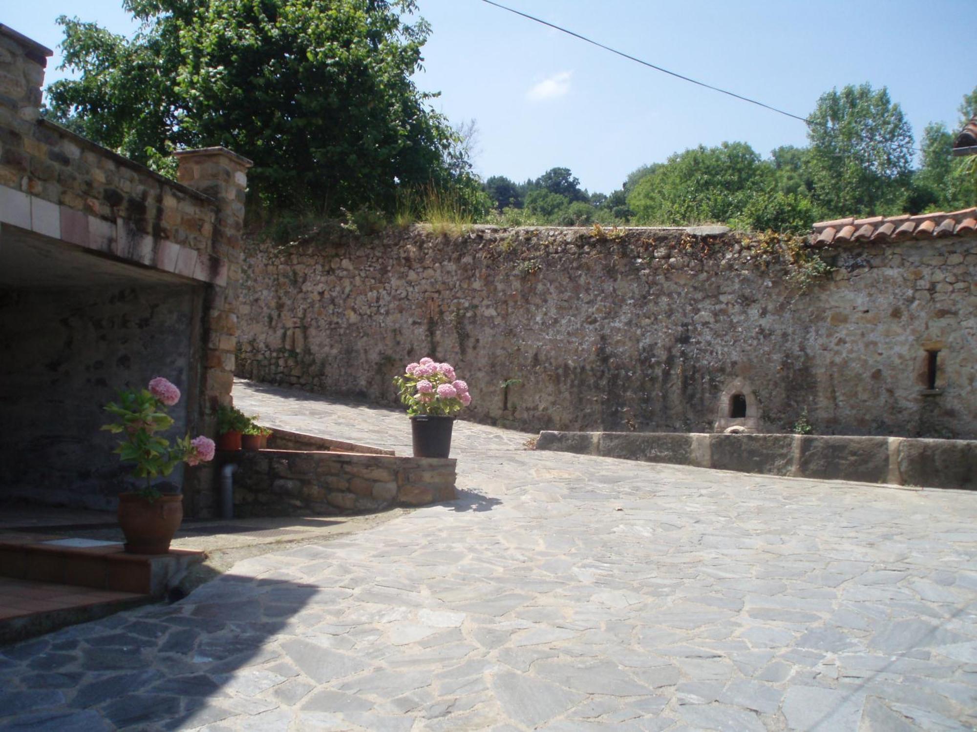 Apartamentos Rurales La Casa Vieja De Alceda Eksteriør billede