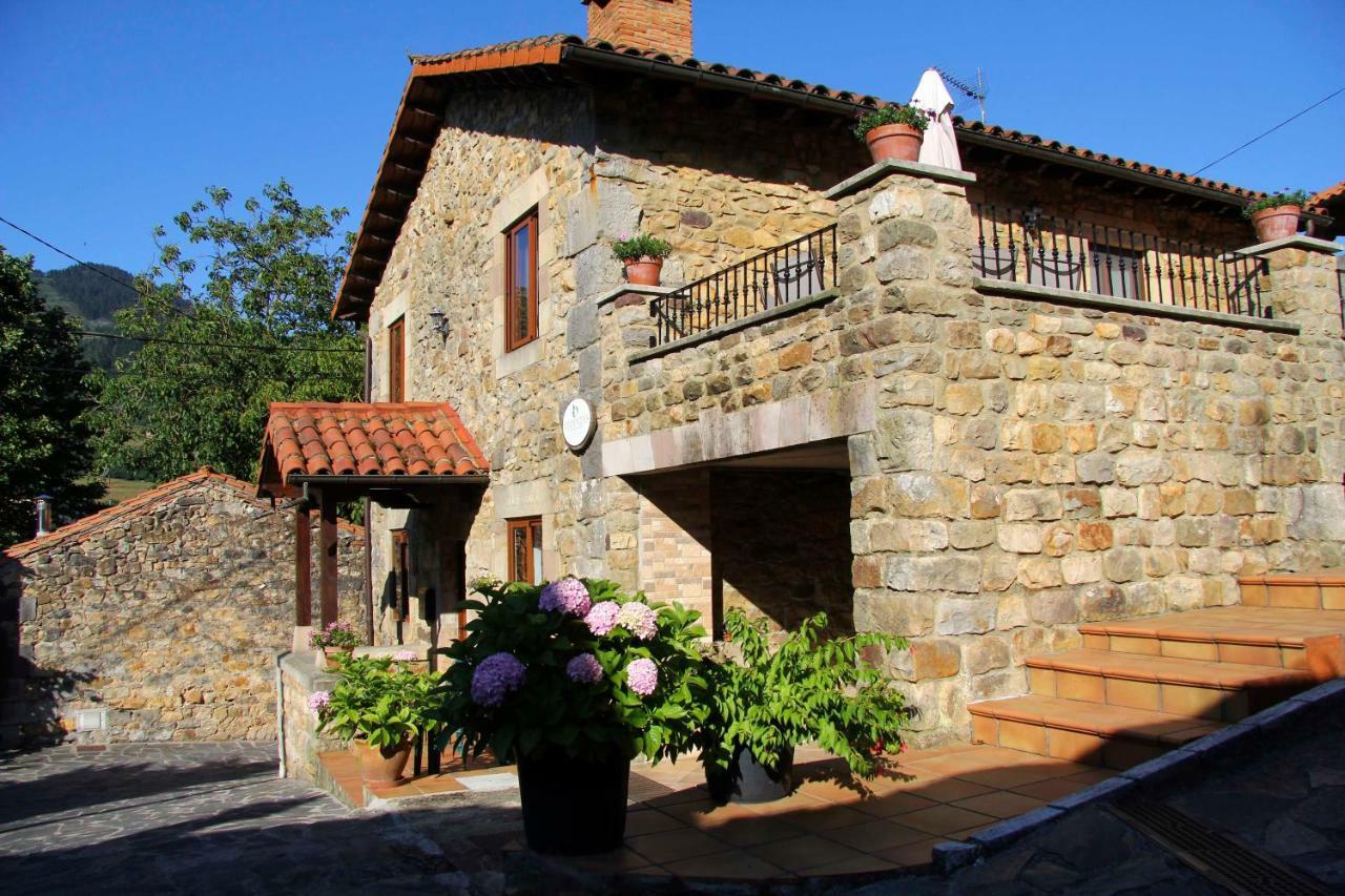 Apartamentos Rurales La Casa Vieja De Alceda Eksteriør billede